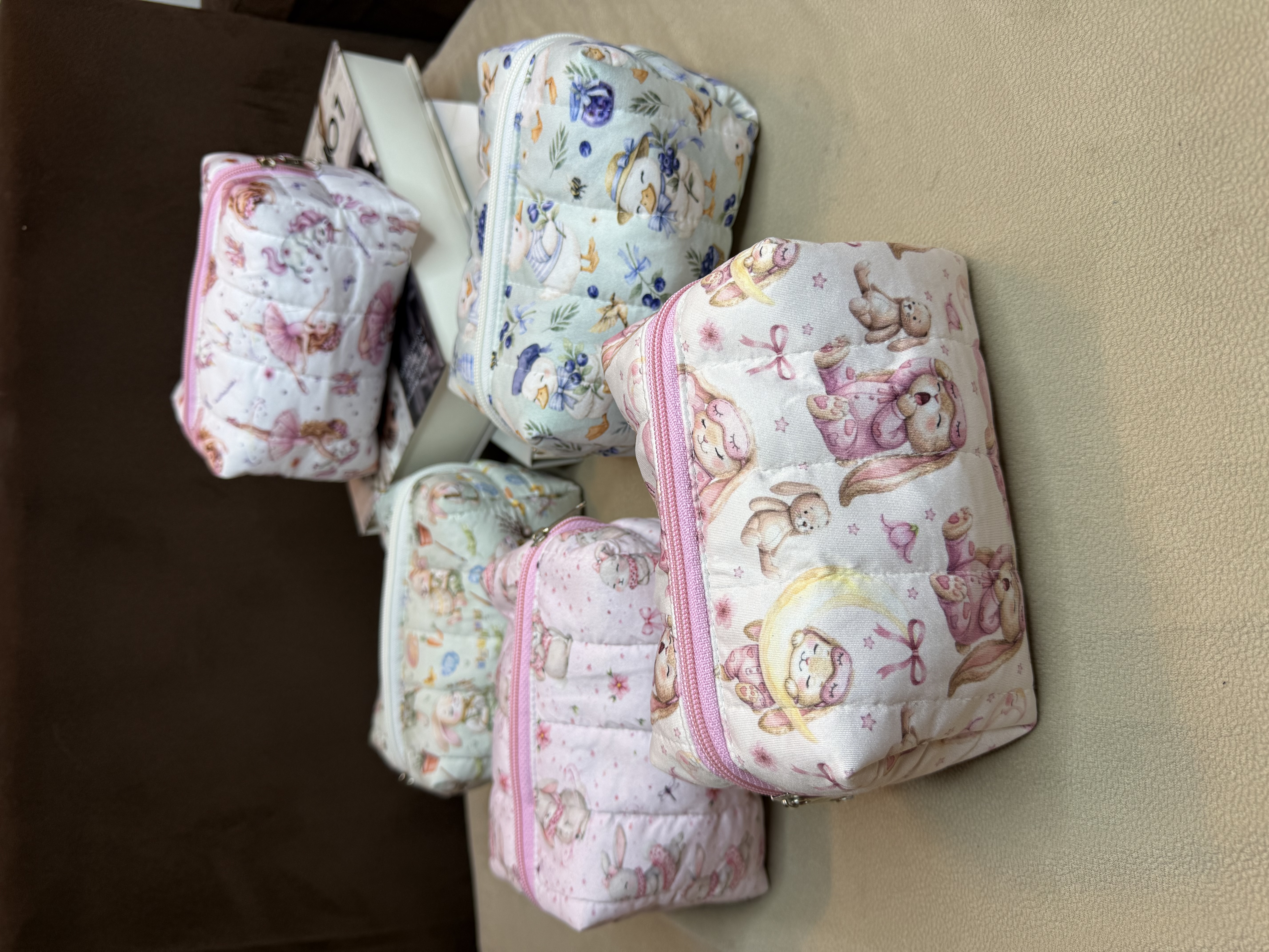 کیف لوازم ارایش میکاپ بگ پارچه ای دخترانه عروسکی